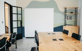 sala de reinião papel ondas